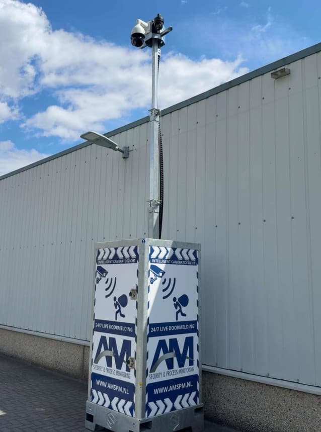 Cameramast op locatie